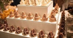 Bolo com mini bolos - 2