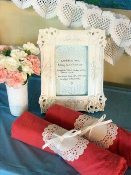 Anel de guardanapos de doilies