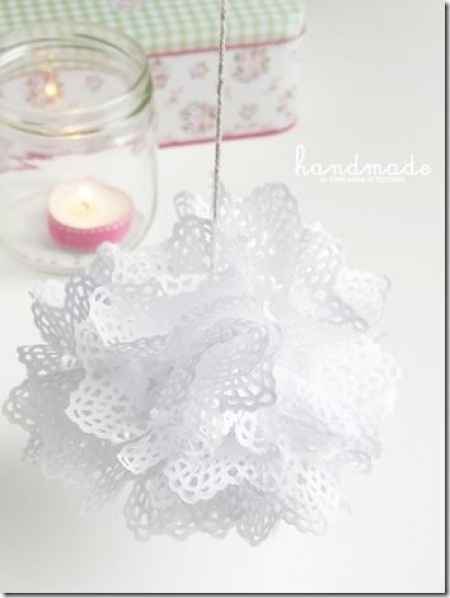 Pompom de doilies