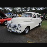 Qual a cor do carro? - 1
