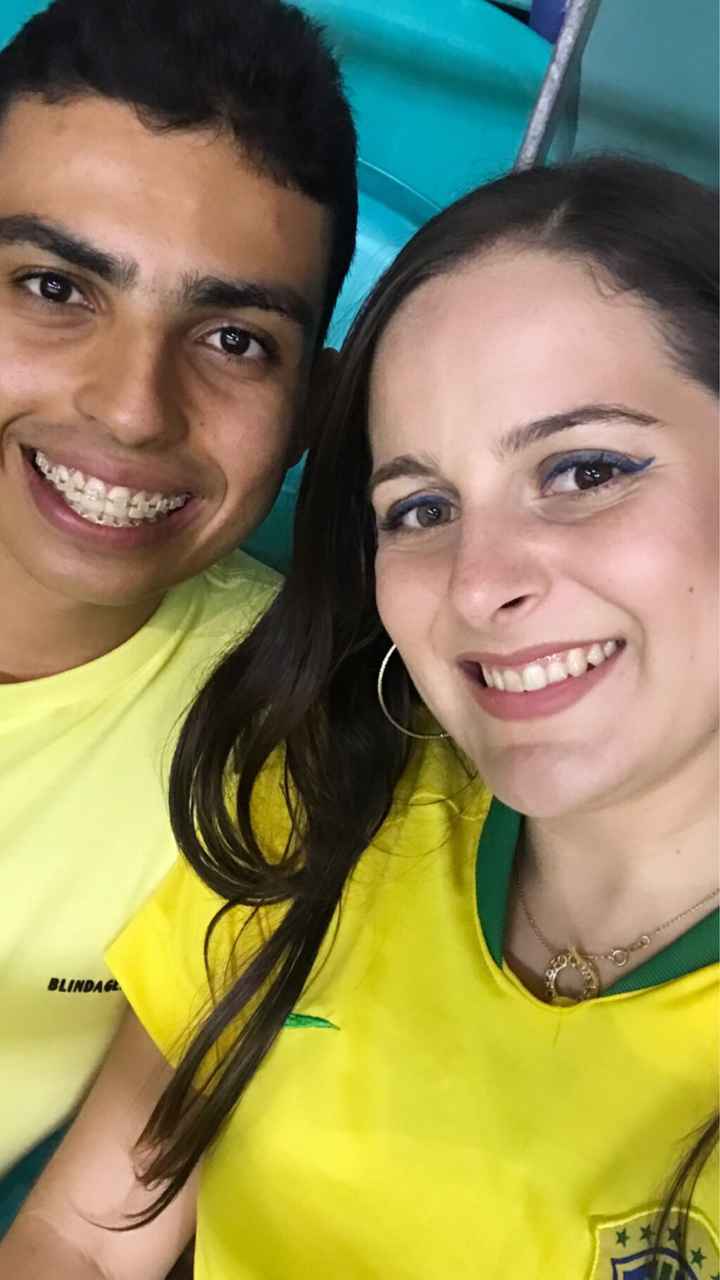 Momento descontração com o amor. Jogo do Brasil (arena Fonte Nova) - 1