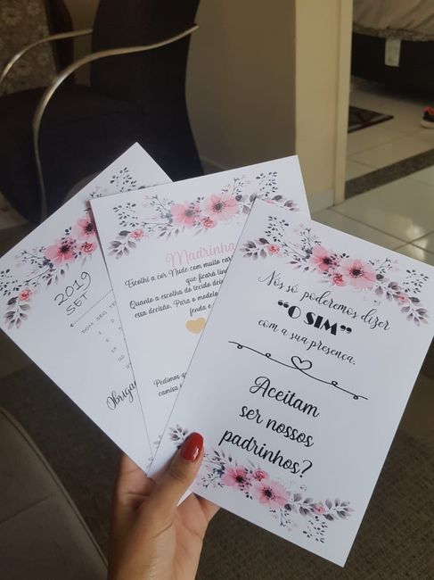 Esses são os convites, chorei de tão lindo que ficaram! Domino os programas de design como photoshop