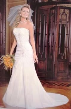 Vestido Sereia com saia em A