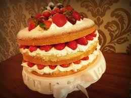 Lindo Naked Cake.