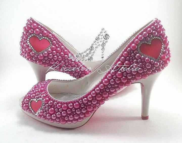 KÉSSELEN ATELIÊ SAPATOS DE NOIVA