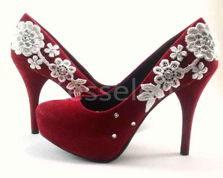 KÉSSELEN ATELIÊ SAPATOS DE NOIVA    KÉSSELEN ATELIÊ SAPATOS DE NOIVA