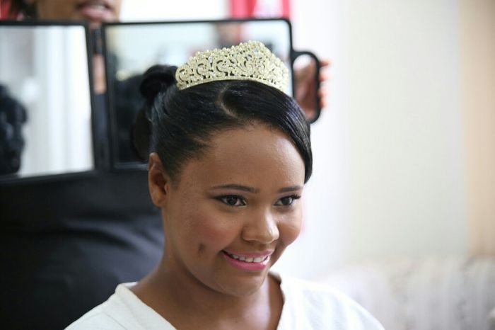 Qual sera seu penteado e o seu acessório? - 3
