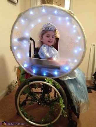 cadeira de roda decorada