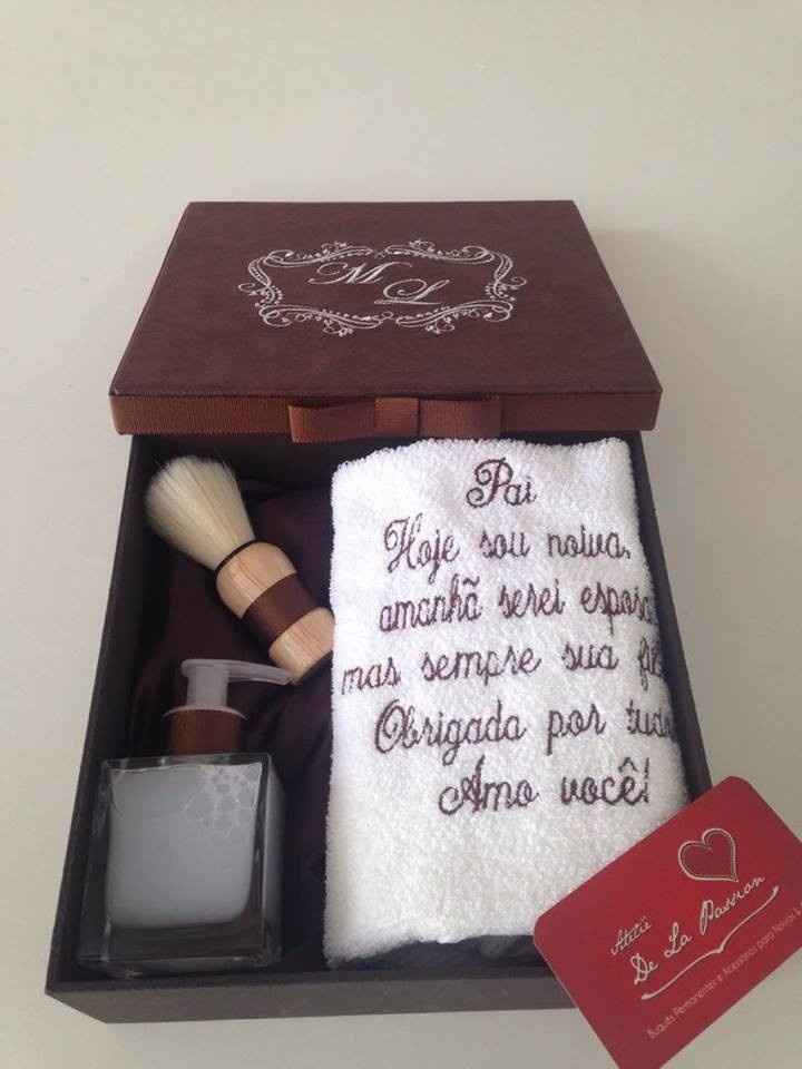 E a dos nossos pais será nessa cor, mas não curti muito o que está dentro...