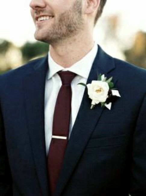 Madrinhas de marsala e padrinhos de preto fica muito pesado para casamento às 16h no verão? - 4