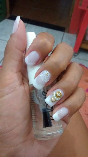 Qual a cor das suas unhas? 2