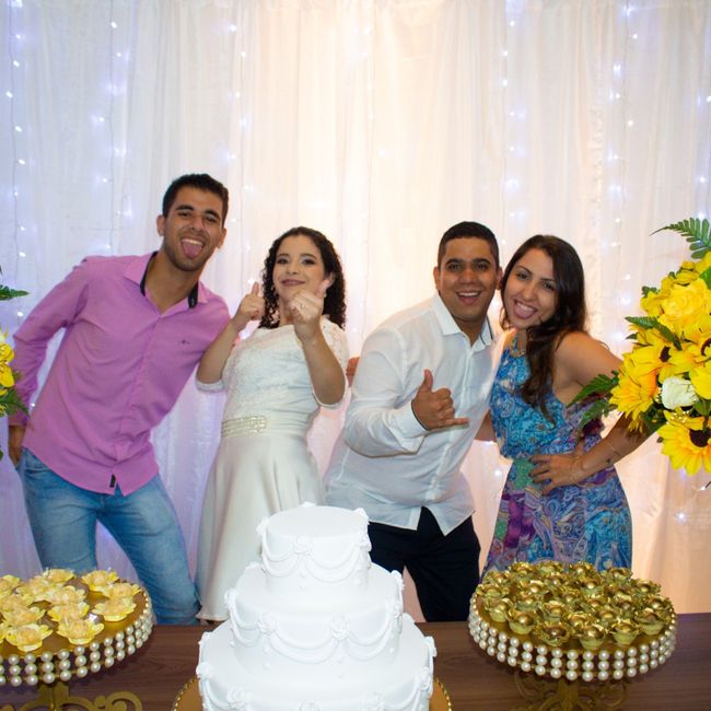 Foto das madrinhas / padrinhos com o seu amor num estilo 'brincalhão': curte ou não curte? - 1