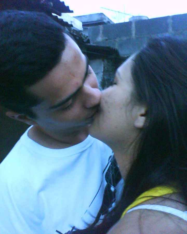 Primeira foto Juntos... primeira de muitas rs... dia do pedido de namoro. 10/01/2009 Deus abençoou p