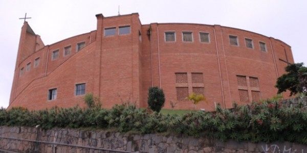 Essa a Igreja onde nos casaremos e realizaremos o nosso grande sonho... 