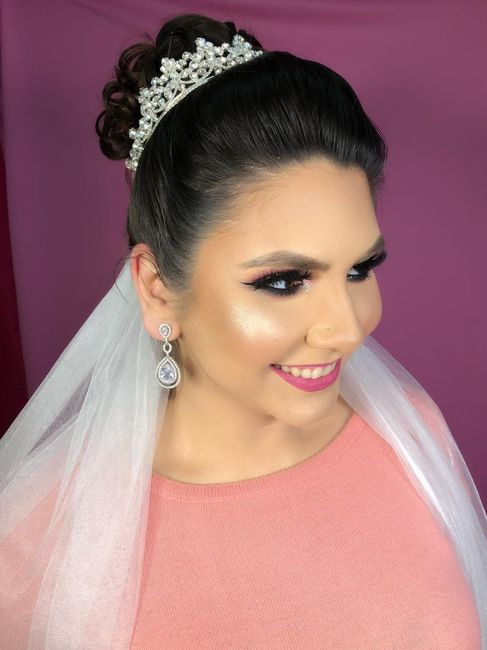 Meu teste de make e penteado 11
