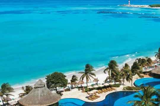 Cancún (sempre foi meu sonho).