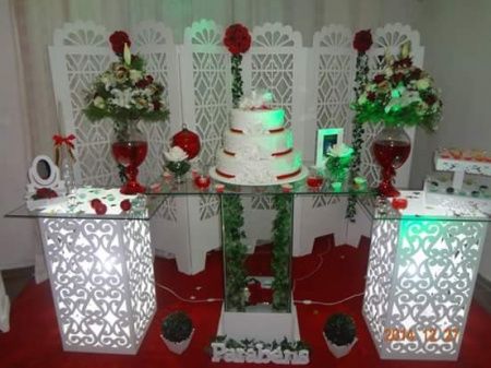 Ideias de casamento  branco preto e vermelho - 25