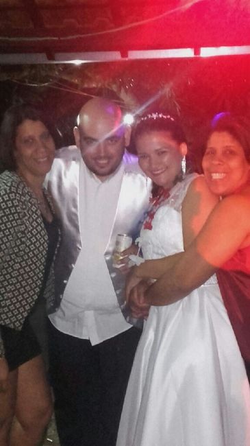 Caseiiii e foi lindo <img class=