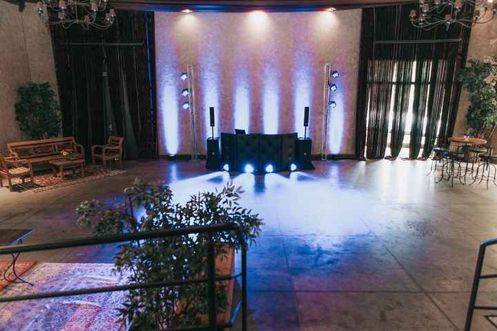 Pista de dança e lounges