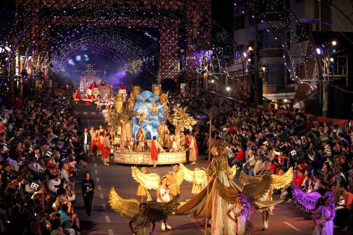 GRANDE DESFILE DE NATAL