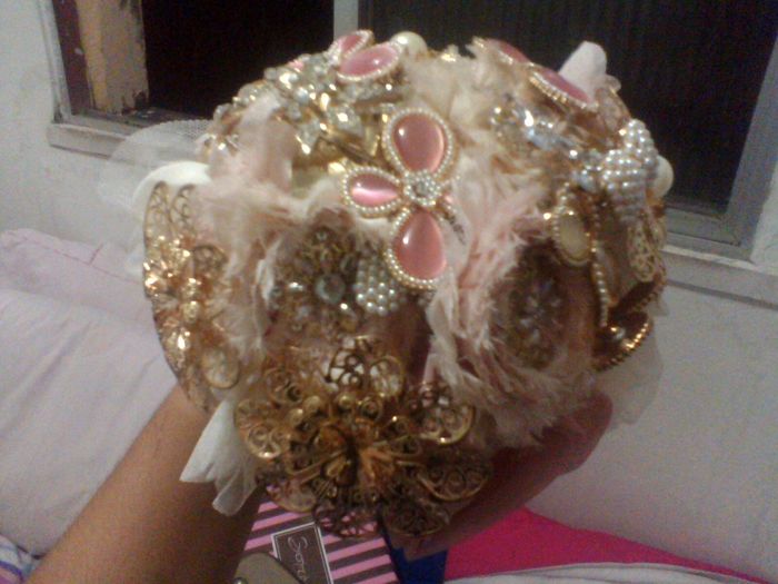 Buquê de broches 2