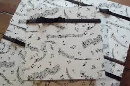 Convite de Caixinha Notas Musicais