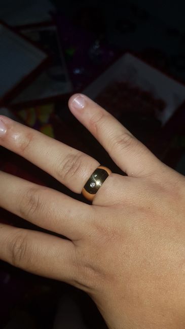 📸 Poste uma foto exibindo o seu anel de noivado ou aliança de casamento 8