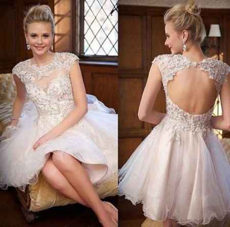 Segundo vestido . 
