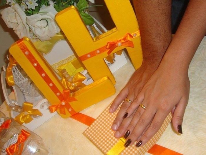 Letras de isopor encapadas