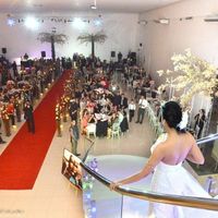 se for no salão a entrada da noiva é assim ...