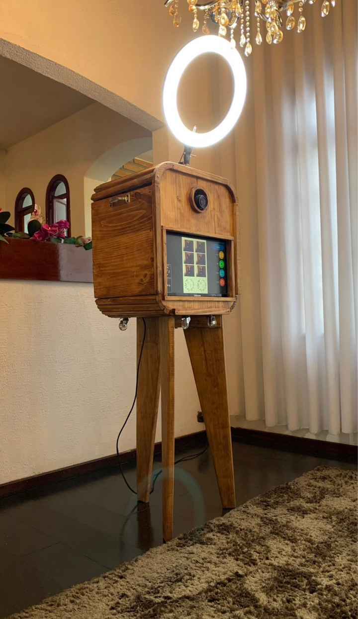 Totem ou Cabine Fotográfica? - 1