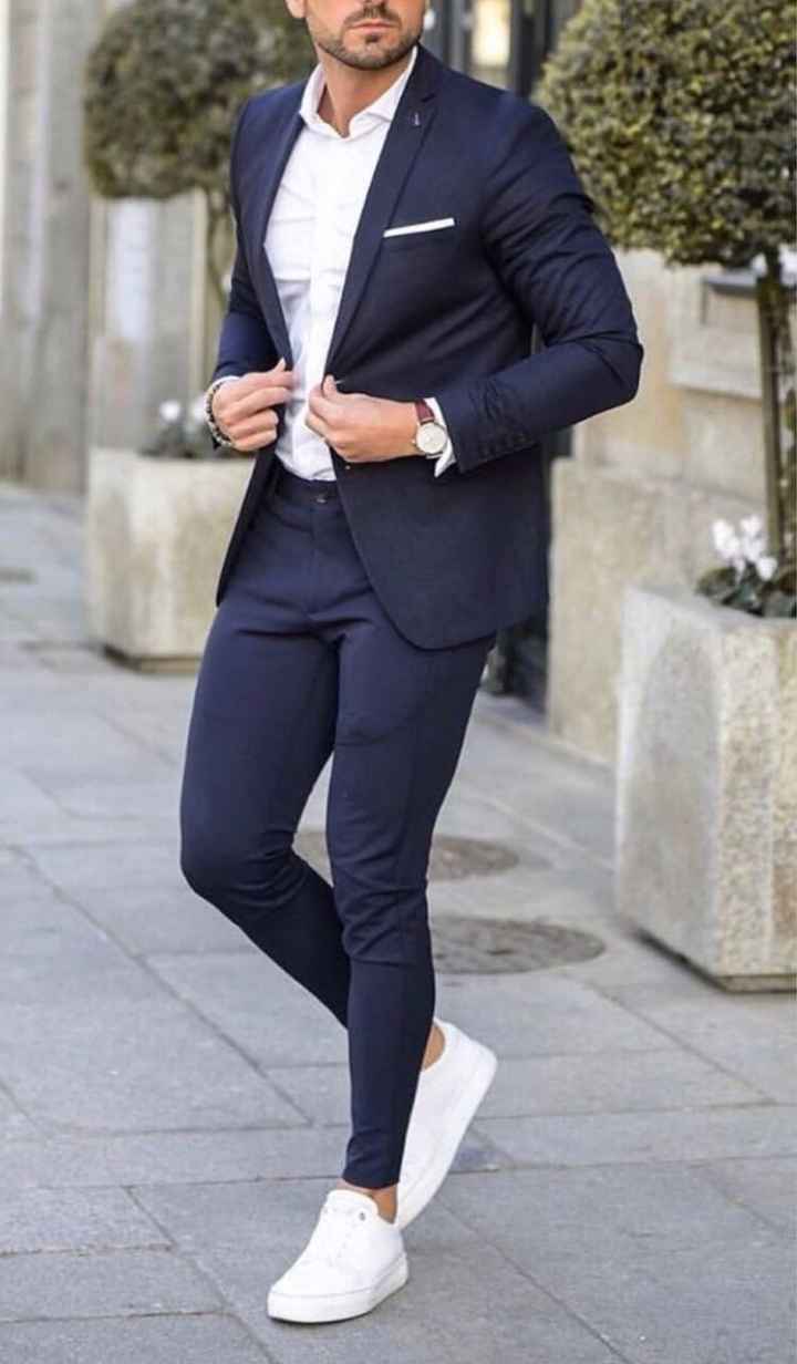 Tênis igual para os noivos no dia do casamento ❤️ - 1