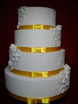 Como vocês fizeram com o bolo de casamento? - 1
