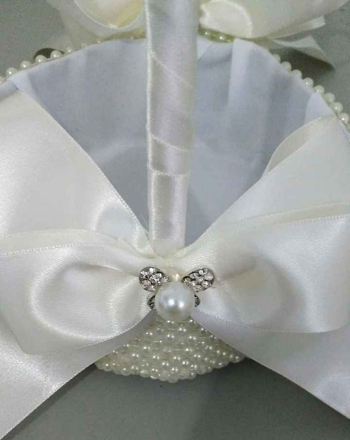 Cesta para florista de pérolas
