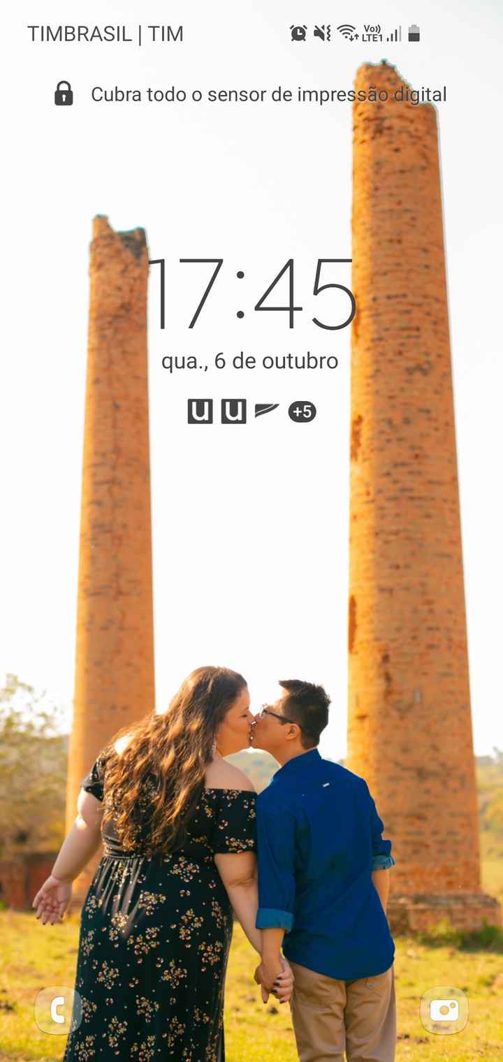 📸 Poste um print de tela do seu celular que tenha como fundo uma foto sua e do seu amor - 1