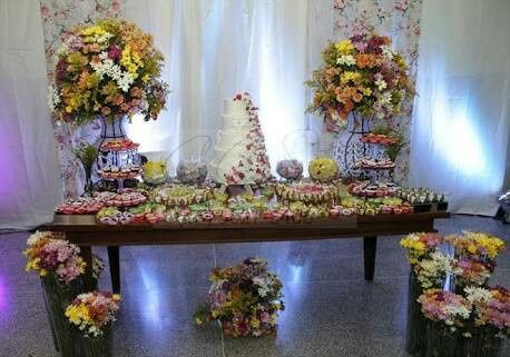 Inspiração decoração da mesa do bolo - 10