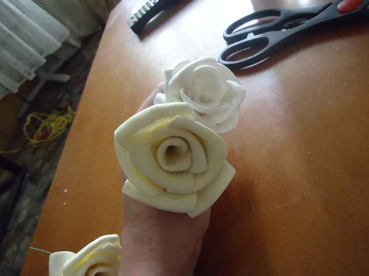 Rosa de E.v.a Diy passo a passo