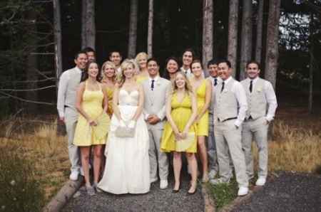 Ternos claros - casamento no campo