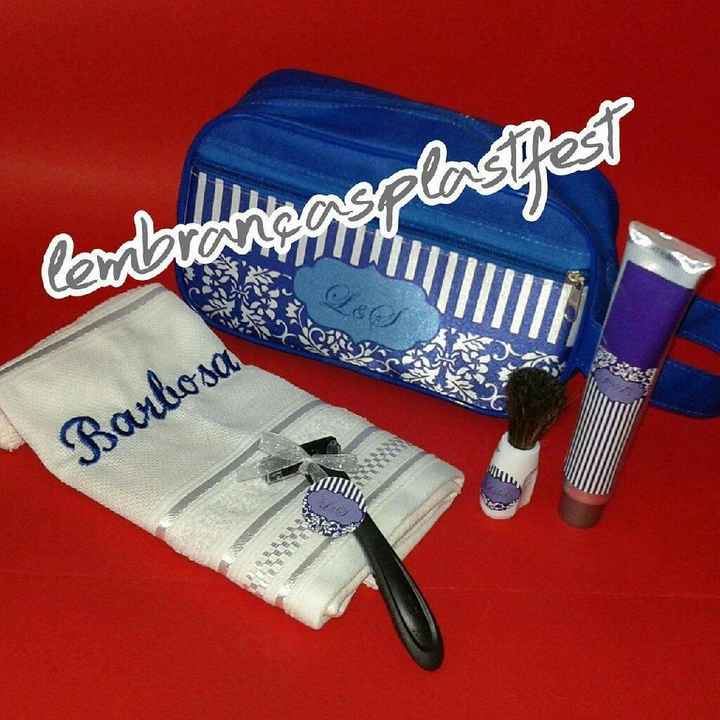 Colegas lindas de pre casamento preciso de ajudinha bolsas ou caixinhas para madrinhas - 1