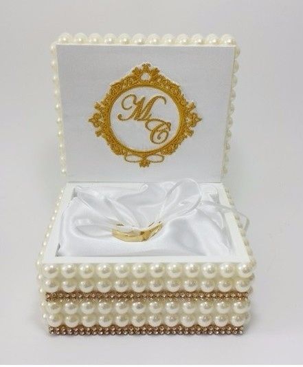 2 - Porta Alianças Baú