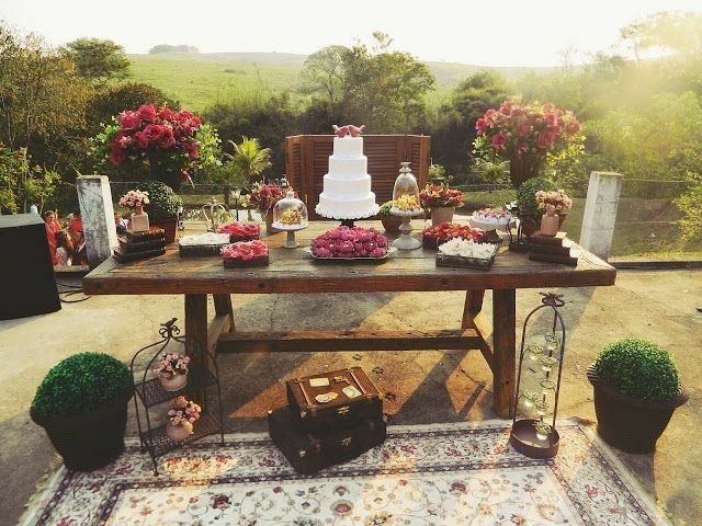 Mesa do bolo no casamento - 4