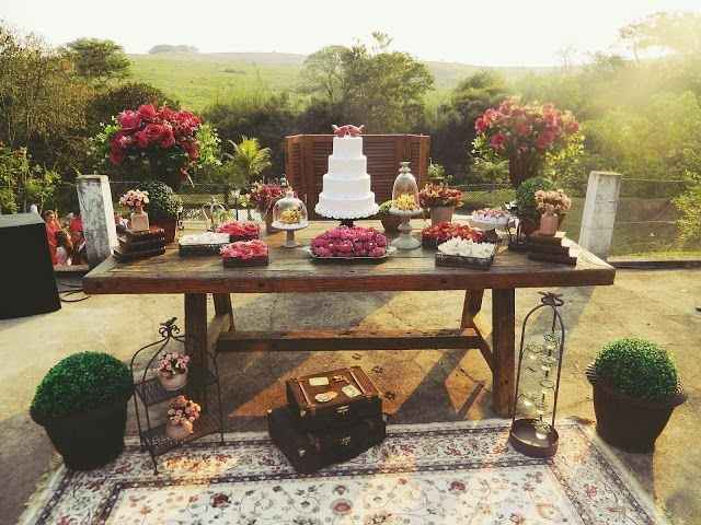 Mesa do bolo no casamento - 4