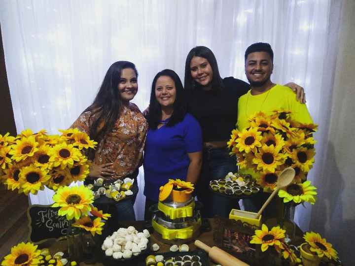 DIREITO NAS FOTOS- Tia e prima noiva