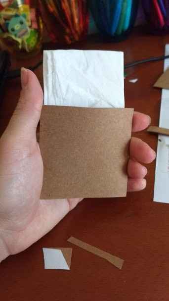 Parte de Traz. Os primeiros esboços foram feitos em formato de envelopinho, mas precisei economizar 