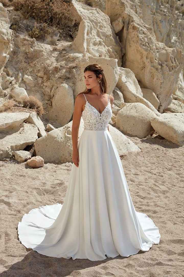 Se a gente fosse te dar de presente o vestido de noiva, qual você escolheria? 👗🤩 - 1