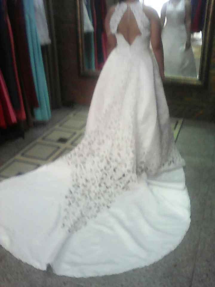  tive que trocar meu vestido - 5