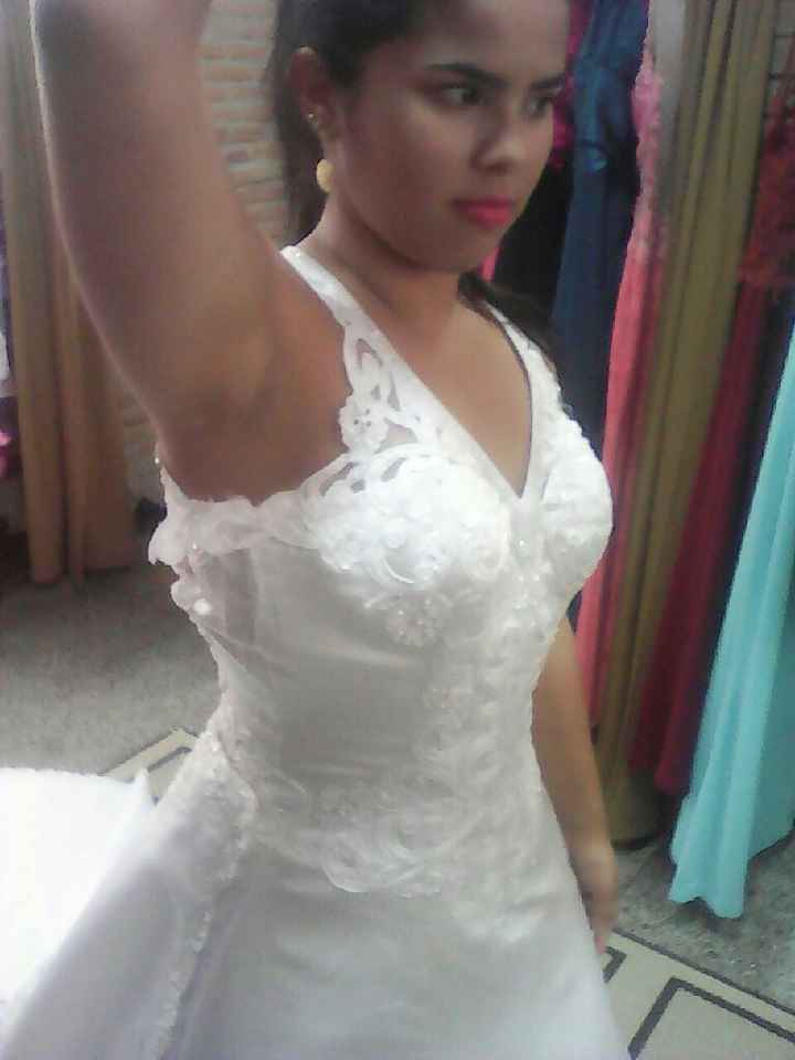  tive que trocar meu vestido - 6