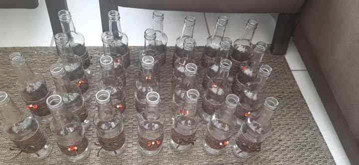 Centro de mesa diy - garrafinhas decoradas e pote com vela - 6