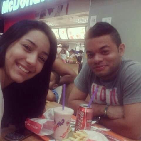 A primeira foto com o seu futuro marido - 1