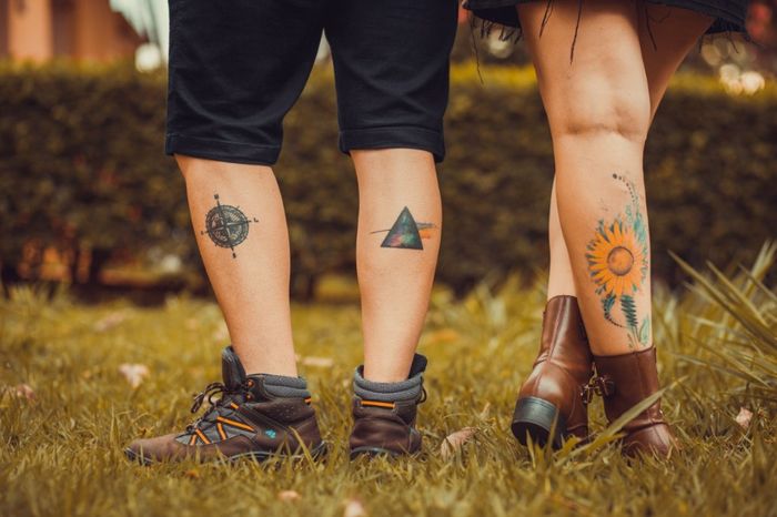 Nossas tatoos (muito amor por essa foto)
